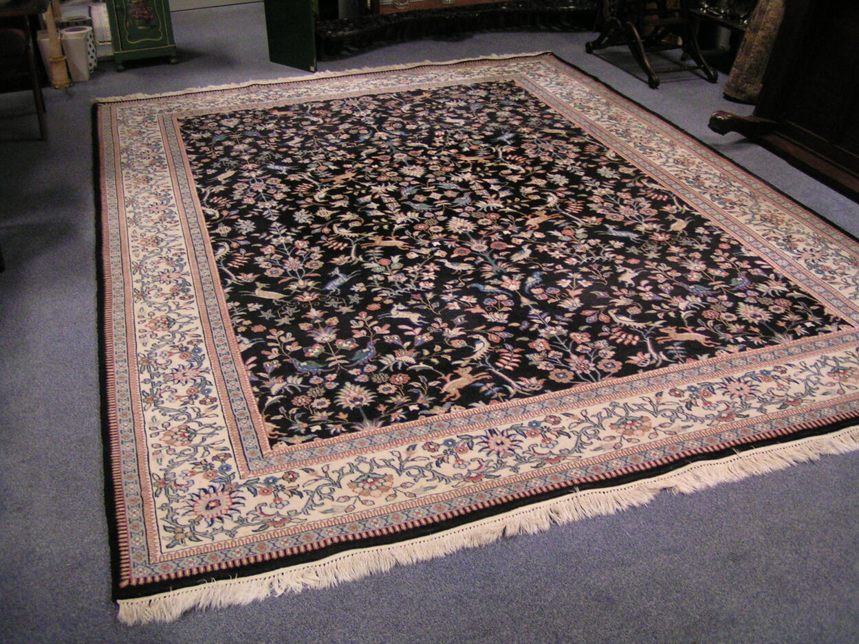 Verkocht artikelnr. 1600873 Handgeknoopte Perzisch Tapijt.
zeer hoge kwailiteit, mooi dik geknoopt kleed.

In uitmuntende staat .

L: 3.80m x 2.61m
Keywords: artikelnr. 1600873 Handgeknoopte Perzisch Tapijt.